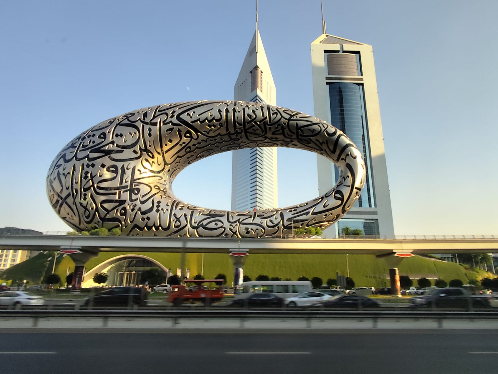 Dubai & Abu Dhabi VI Expedition
